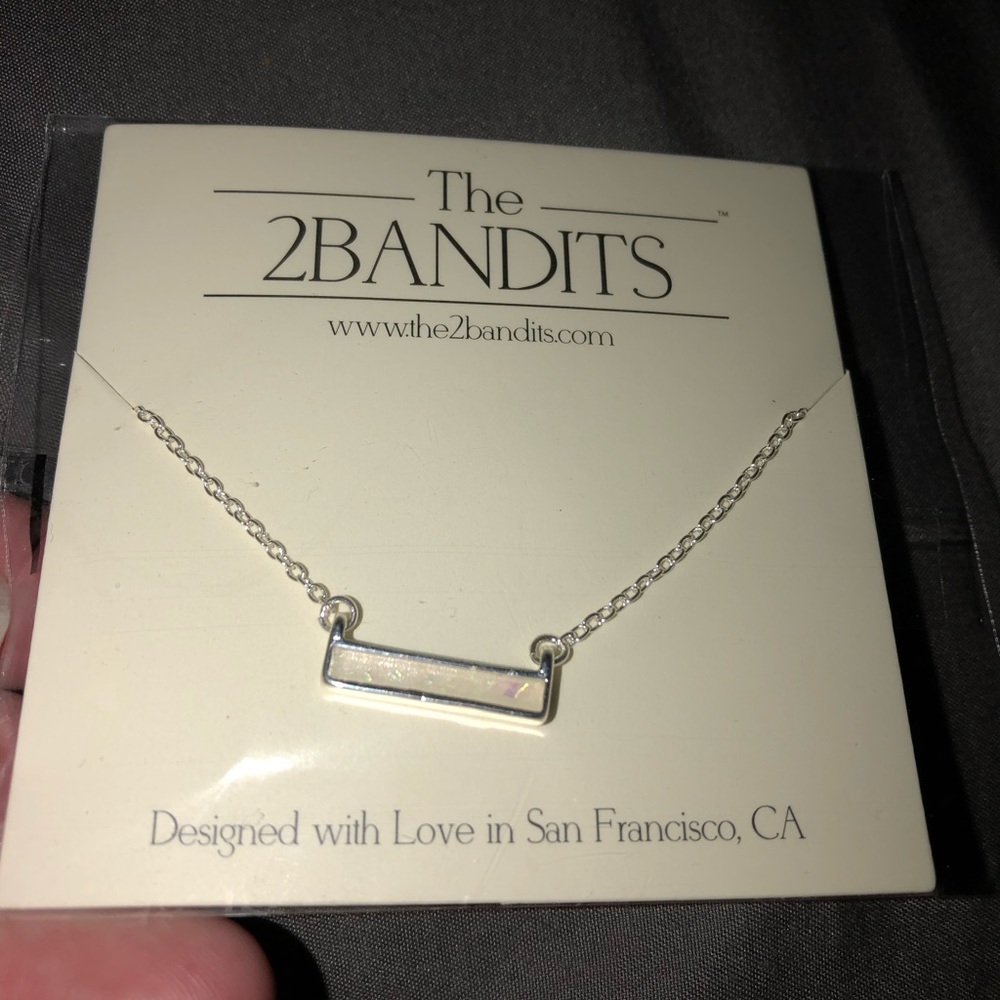 The 2Bandits Athens Necklace